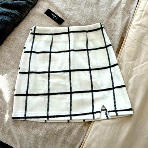 Lulus plaid skirt - BRAND NEW / NEVER WORN